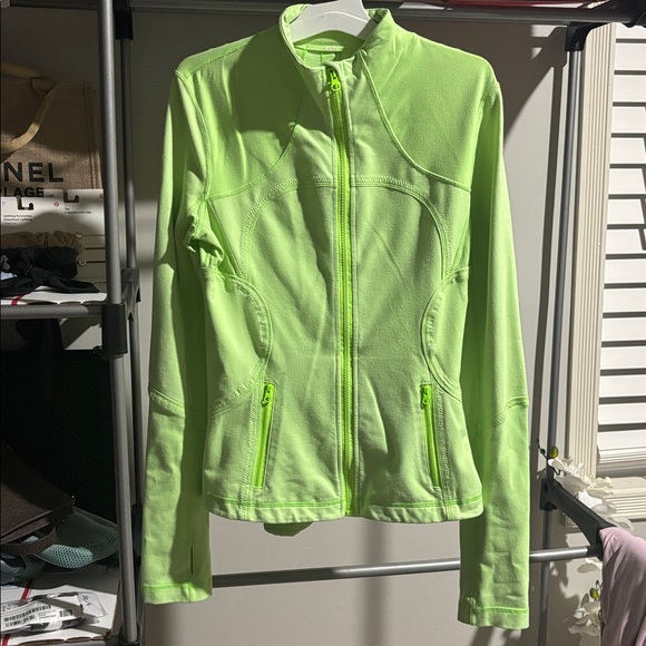 Lululemon Forme Jacket - Picture 2 of 9